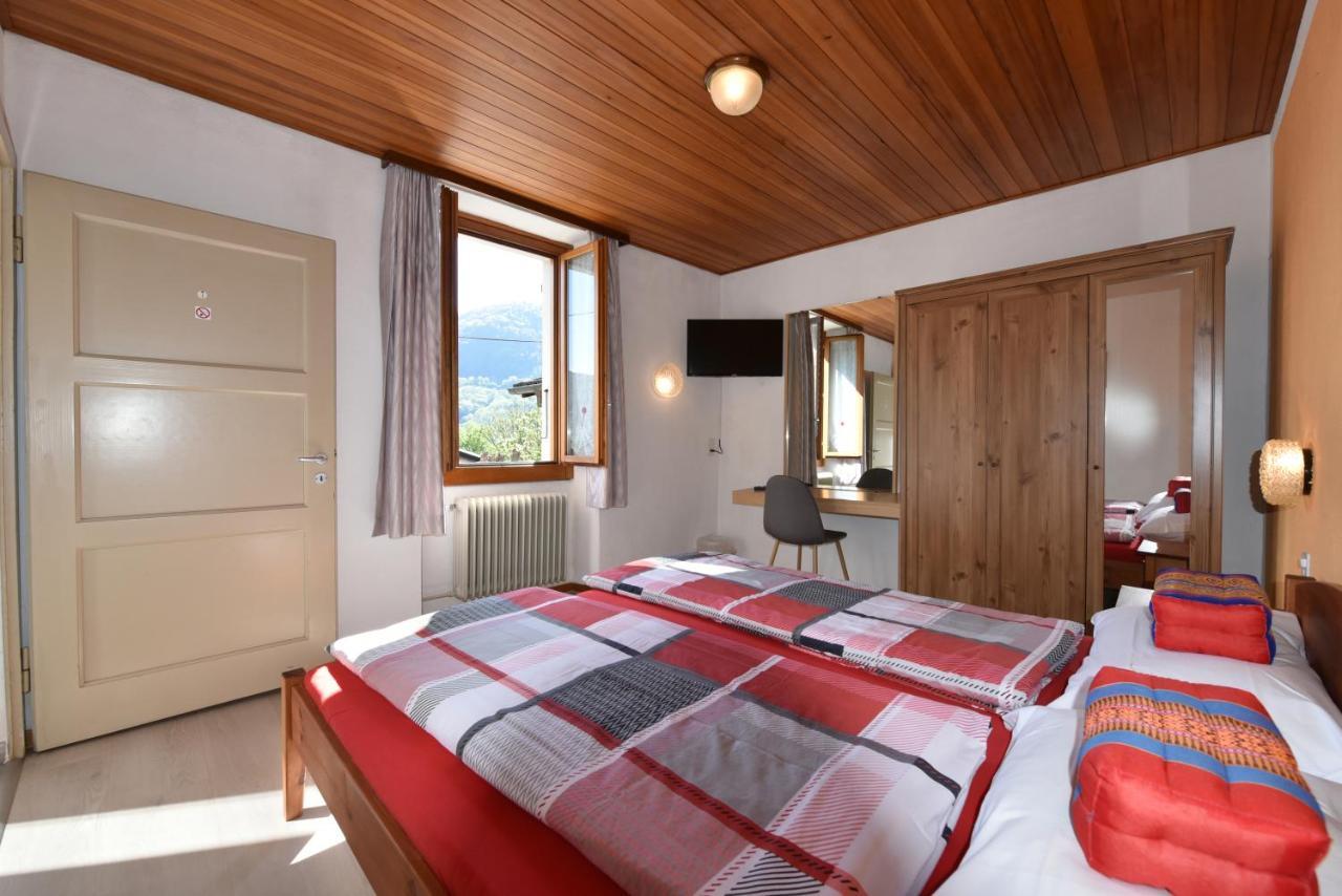 Hotel Pensione Serena Purasca Eksteriør bilde
