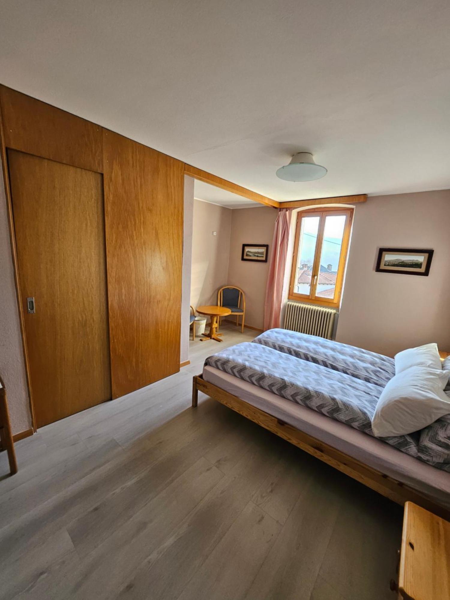 Hotel Pensione Serena Purasca Eksteriør bilde