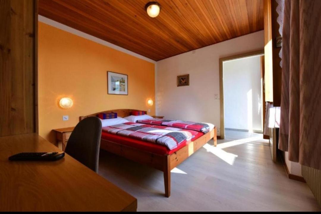Hotel Pensione Serena Purasca Eksteriør bilde